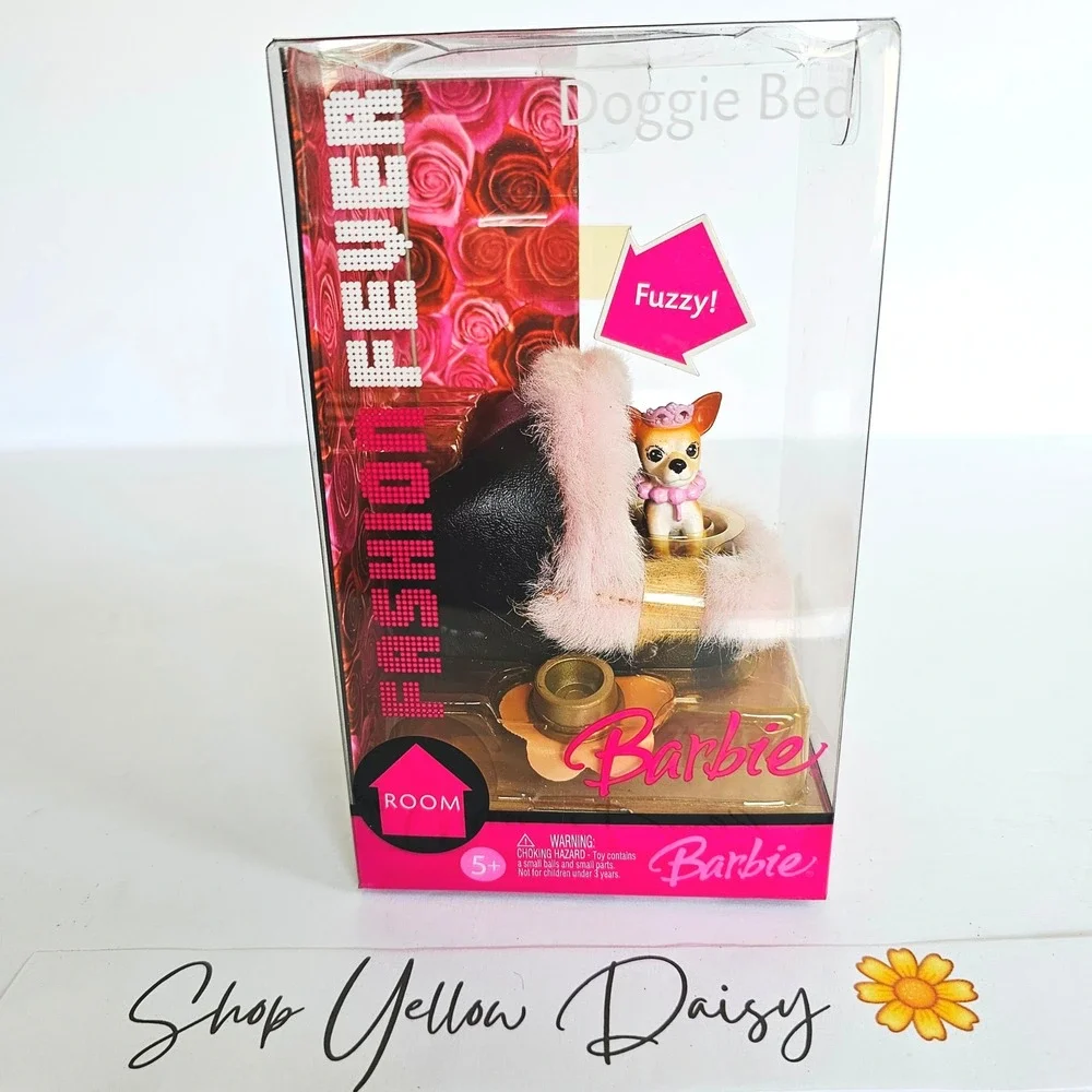 2005 Barbie Fashion Fever Room Doggie Bed Fuzzy Pink Chihuahua NIB Vintage Toy